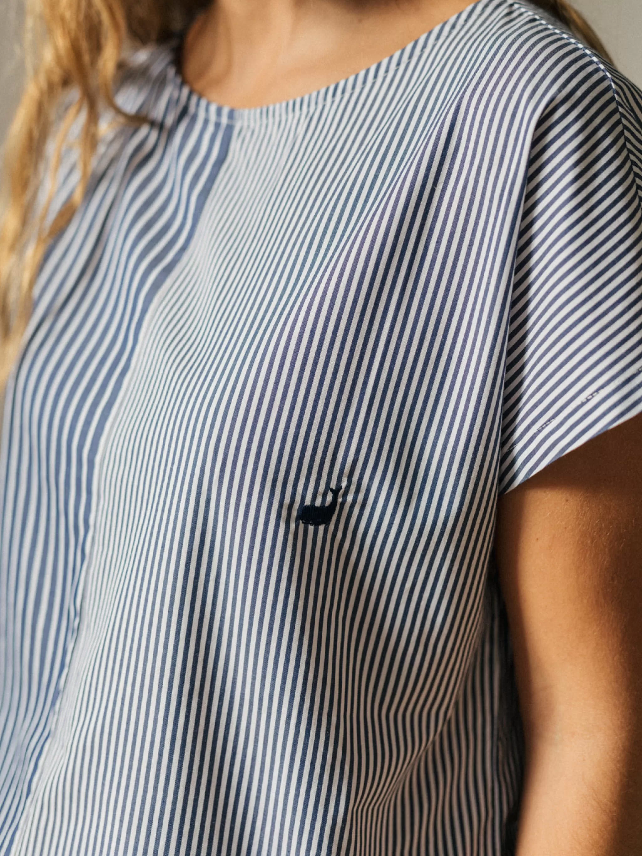 TWOTHIRDS Shirts-Aua Correctif