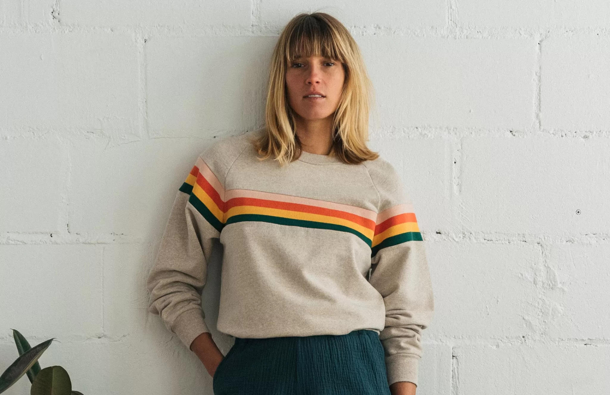 TWOTHIRDS Sweatshirts-Bedra Lin