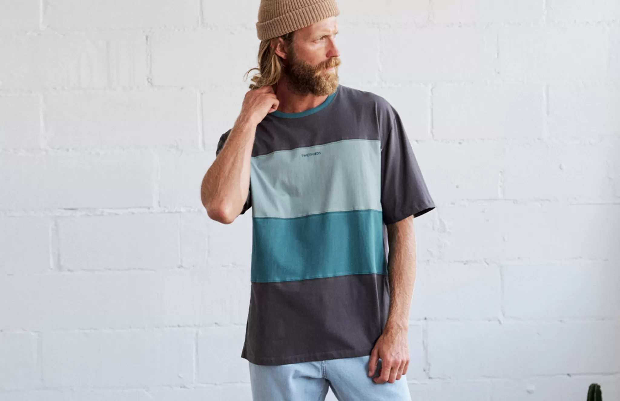 TWOTHIRDS T-Shirts-Castor Vert