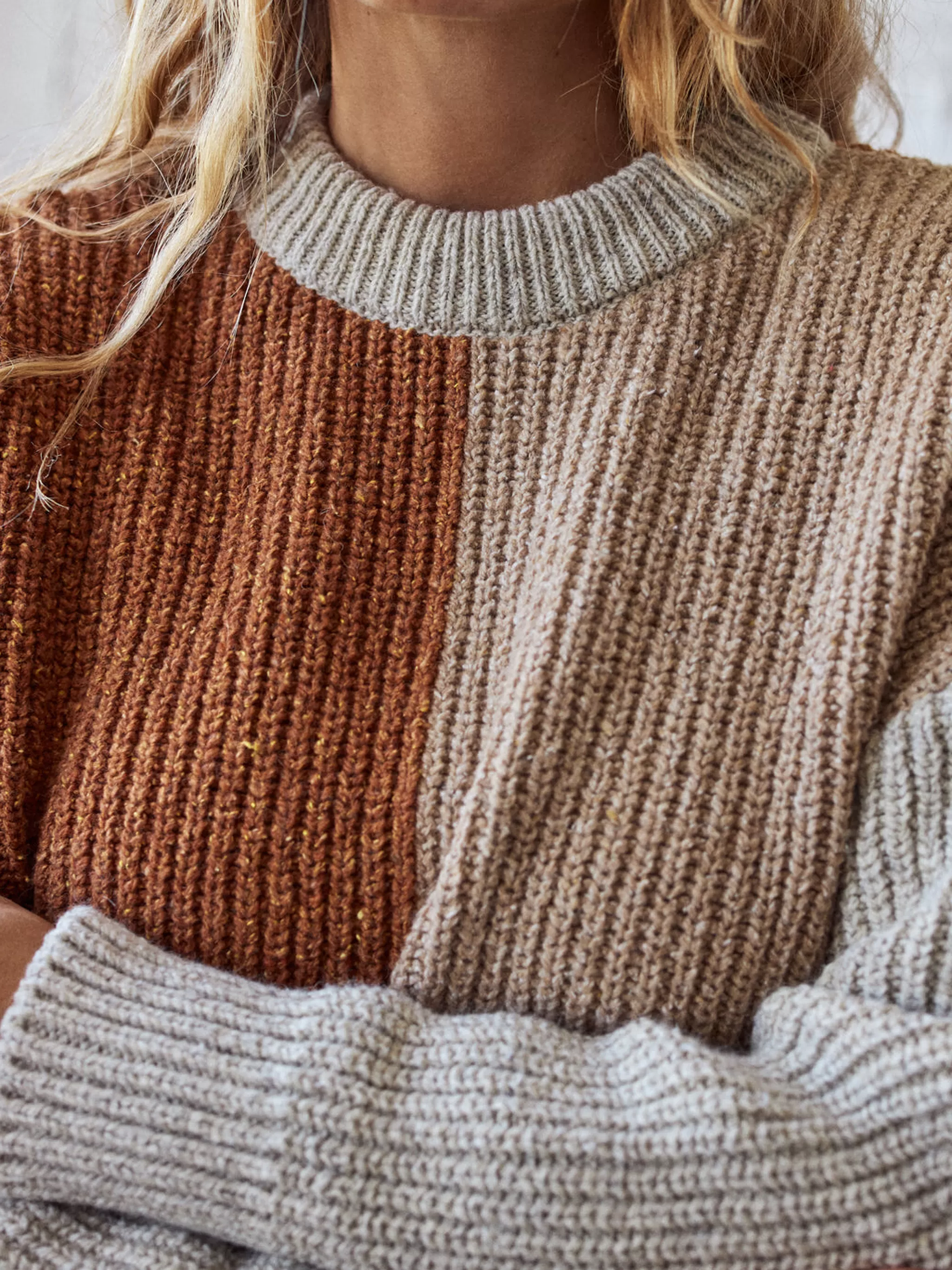 fyn_6-1.webp TWOTHIRDS Knits-Fyn Beige