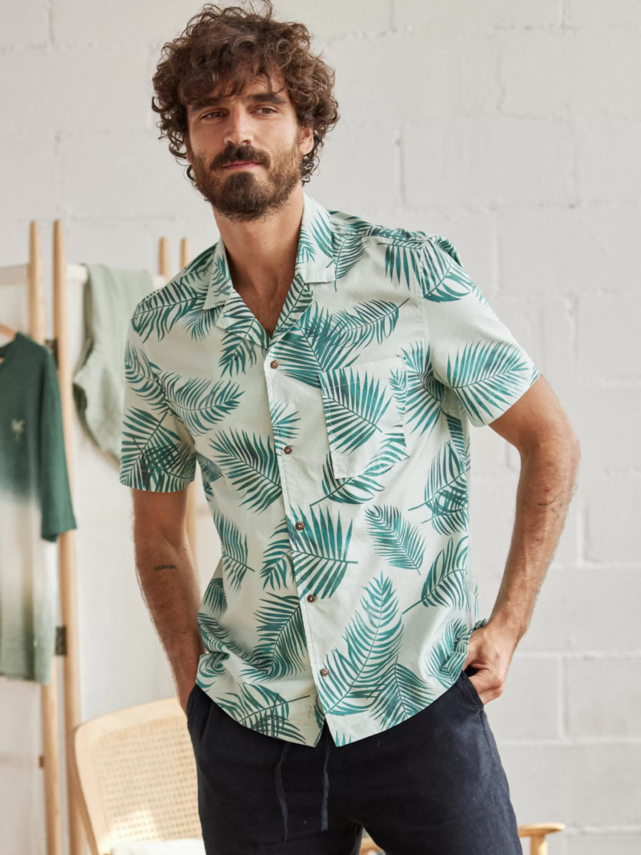 TWOTHIRDS Shirts-Hatana Vert Sauge