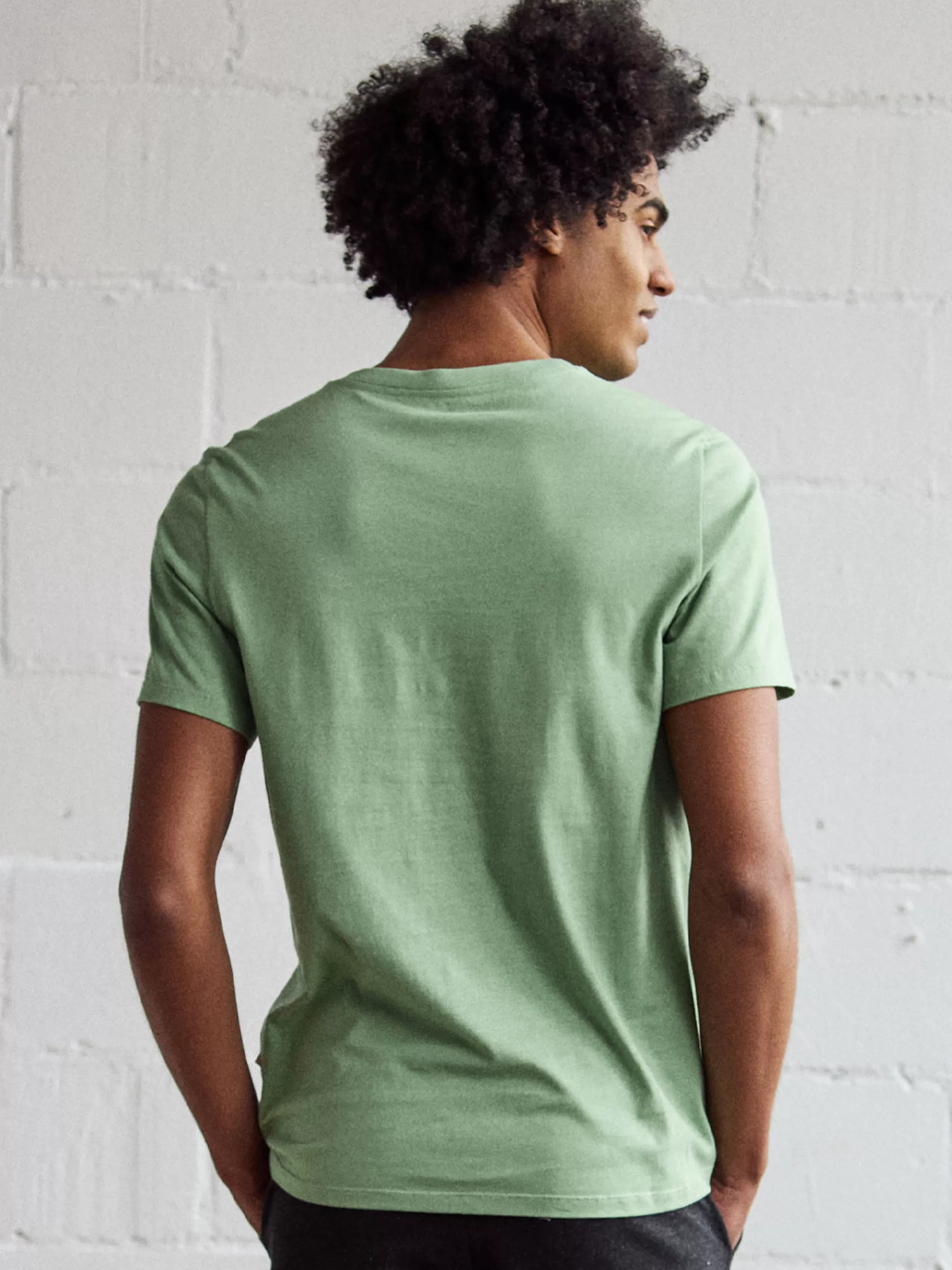 TWOTHIRDS T-Shirts-Monothaki Vert Tendre