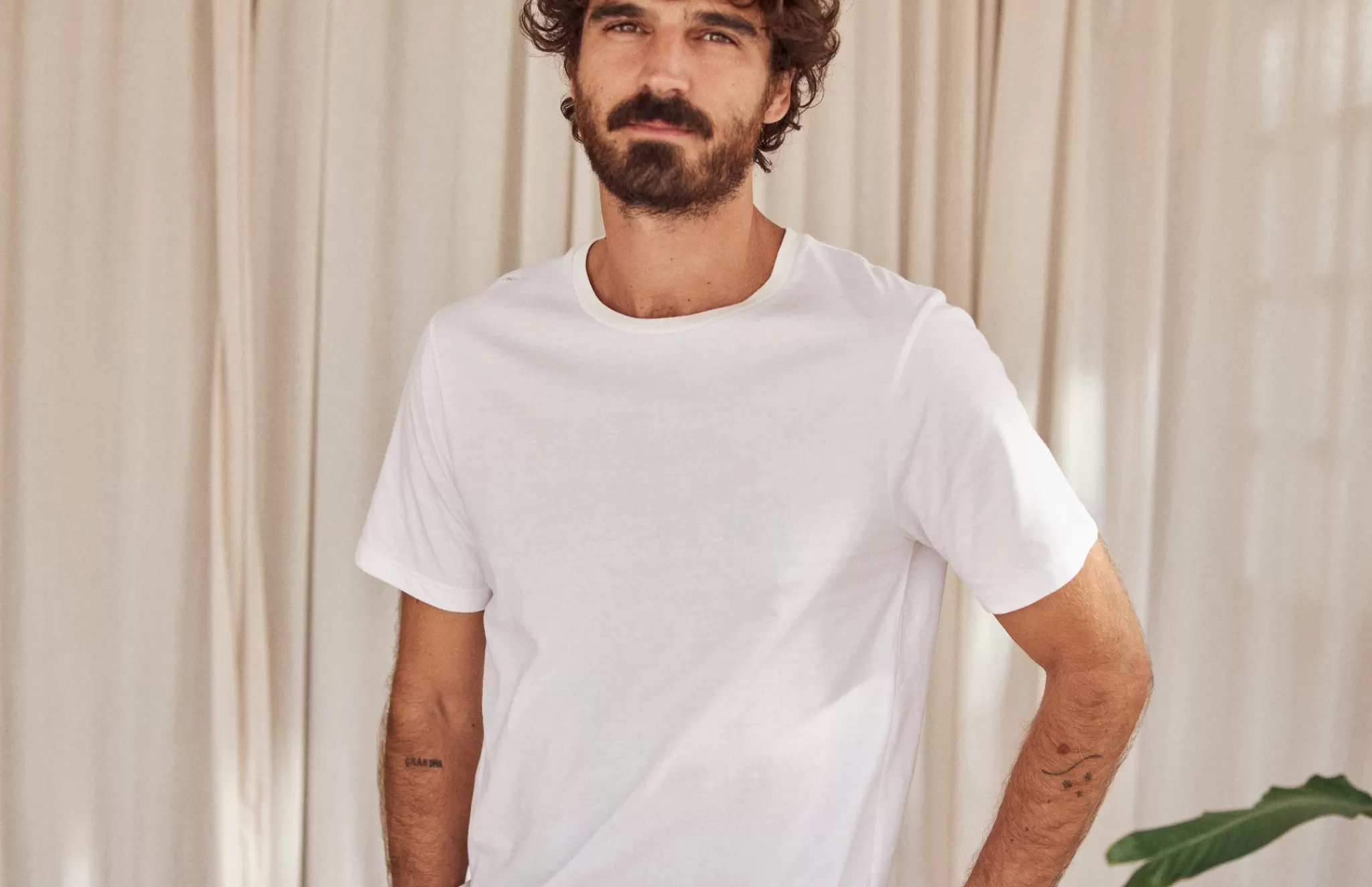 TWOTHIRDS T-Shirts-Monothaki Blanc