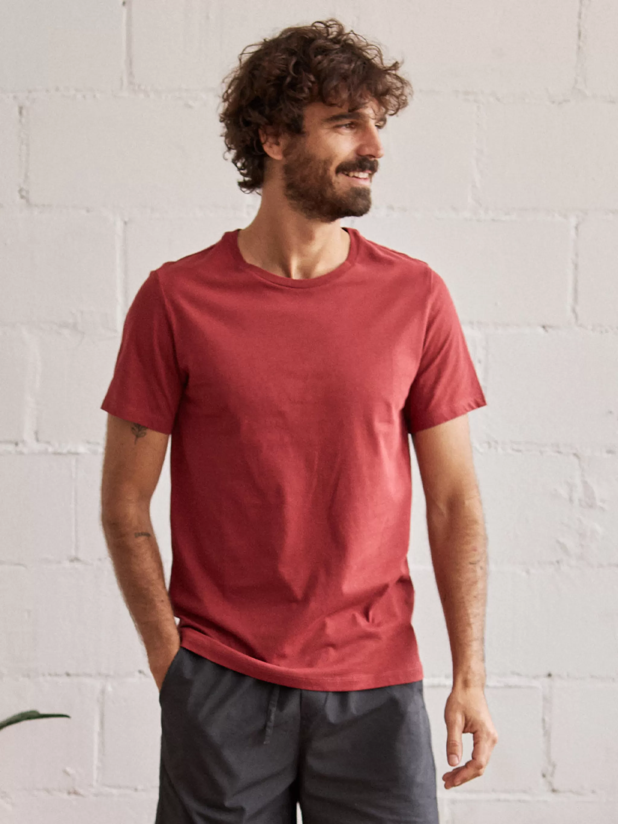 TWOTHIRDS T-Shirts-Monothaki Lave Rouge
