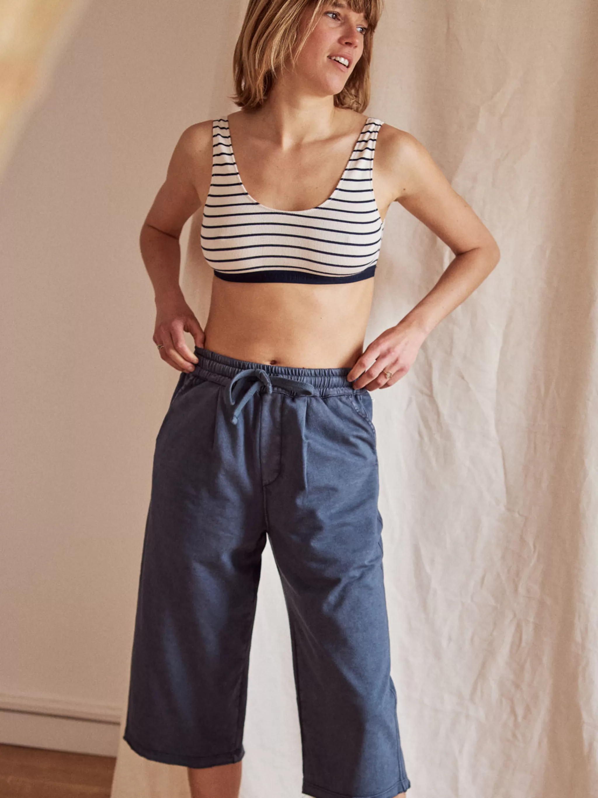 numero_pour_8.webp TWOTHIRDS Trousers-Numero Pour Marine