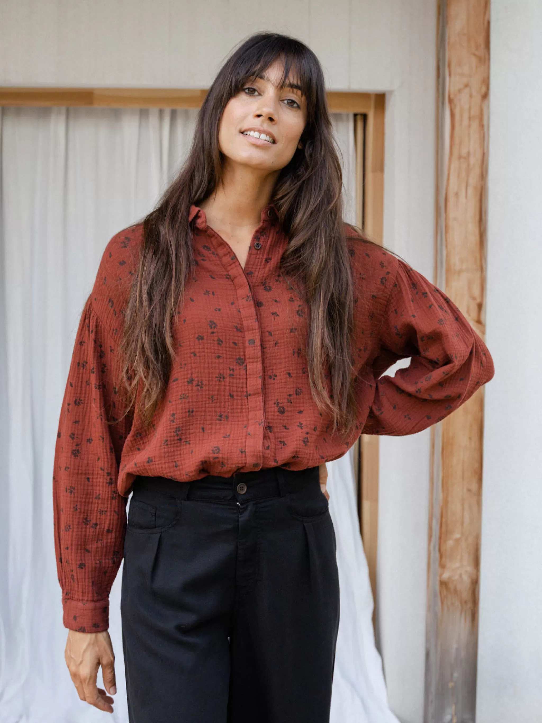 TWOTHIRDS Shirts-Toau Rouge